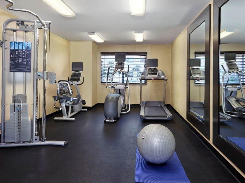 Holiday Inn Express & Suites Naples Downtown - 5Th Avenue By Ihg Exteriör bild